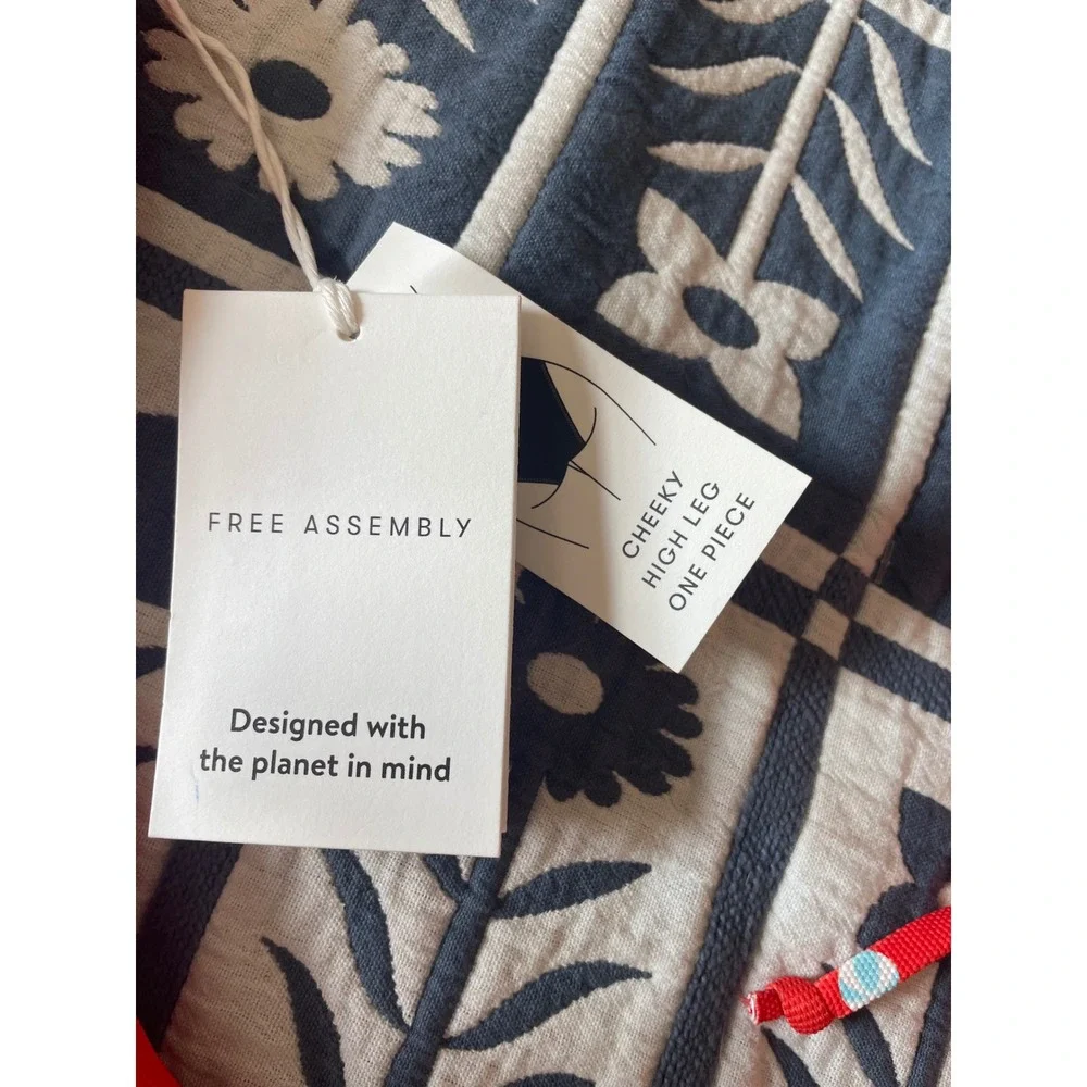 Free Assembly free assembly